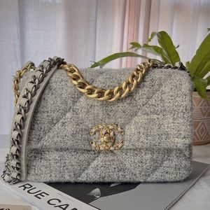 Chanel SMALL 19 Tweed Grey Ecru *below retail*